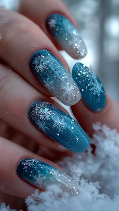 Nails Design2023, Nails Christmas Blue, Christmas Blue Nails, Blue Xmas Nails, Blue Christmas Nail Designs, Red And Blue Nails, Blue Christmas Nails, Xmas Nail Designs, Art Noel