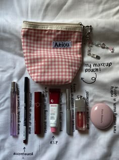 Small Makeup Pouch Aesthetic, Traveling Makeup Bag, Makeup Pouch Essentials, Make Up Pouch Aesthetic, Makeup Pouch Aesthetic, Glossier Cherry Balm Dotcom, Skincare Pouch, Makeup Bag Aesthetic, Whats In My Makeup Bag