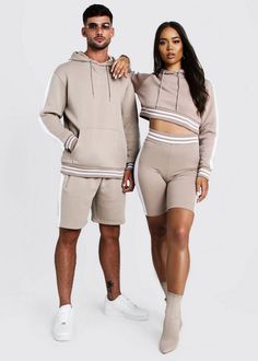 Workout Couple, Lounge Outfits, Cycling Short, Hoodie White, Matching Couple Outfits, Fit Couples, Crop Hoodie, Sports Pants, Tracksuit Women