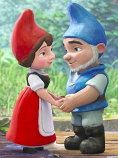 Gnome Costume, Cute Couple Halloween Costumes, Worst Movies, Halloween Inspo, Couple Cartoon, Couple Halloween, Gnome Garden, Couple Halloween Costumes