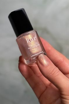 Londontown Shimmering Nail Highlighter Sunkissed swatch