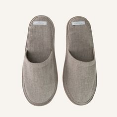 FOG LINEN SLIPPERS – PLAIN GOODS Linen Shoes, Linen Slippers, Madame Butterfly, Fog Linen, Slippers Shoes, Summer Slippers, Sandals Slippers, Slipper Shoes, House Slippers