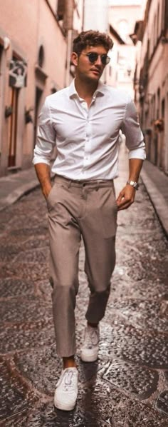 Indie Outfits Men, Khaki Pants Outfit, Mens Business Casual, Classy Suits, Formal Men Outfit, Stylish Men Casual, Outfit Chic