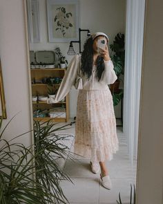 some recent + old fall(ish) outfits from one modesty girly to another ✨ Modest Fall Outfits Church, Fall Outfits Church, Cutesy Style, Jw Outfits, Church Ootd, Modest Fall Outfits, Outfits Church, Floral Outfit