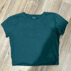 Nwot Pac Sun Basics Green Tshirt Green Cotton Cropped T-shirt With Crew Neck, Green Cotton Cropped Crew Neck T-shirt, Green Cotton Crew Neck Cropped T-shirt, Casual Crop Top T-shirt, Green Cotton Cropped T-shirt With Short Sleeves, Green Cotton Crop Top T-shirt, Green Relaxed Fit Crop Top T-shirt, Pacsun Tops, Green Tshirt