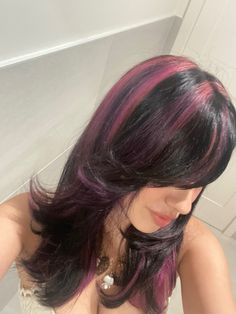 Purple Stripes In Brown Hair, Chunky Purple Highlights On Dark Hair, Cool Ways To Dye Hair, Gothic Hair Color Ideas, Colored Streaks In Hair, Draculaura Hairstyle, Pink Streaks In Black Hair, Draculaura Inspired Hair, Under Layer Hair Dye