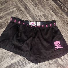 Super Rare!!!! Size Small Deb Brand Fold Over Skull Waistband Light Cracking On Skull Graphic Big Bundle Discount 50% Off 5+ Bundles 5 Star Seller **All Orders Steam Sanitized & Shipped Within 24 Business Hours ** Skull Y2k, Goth Dolls, Girly Girl Outfits, Y2k Goth, Skull Graphic, Pink Shorts, Shorts Athletic, Short Shorts, Girly Girl