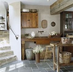 Do you need a little inspiration for your kitchen? These French country kitchens are all stunning examples of country farmhouse style decor. #farmhousekitchenideas French Countryside Decor, Countryside Decor, Old Fashioned Kitchen, Casa Clean, Country Farmhouse Style, French Country Kitchens, Farmhouse Kitchen Design, French Country Kitchen, French Kitchen