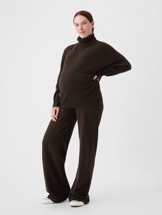 Supersoft cotton-blend maternity sweater.  Turtleneck.  Long sleeves.  Please note: Maternity styles cannot be returned in store.  Please enjoy free returns by mail.  This product was made in a factory that runs the Gap Inc.  P. A. C. E.  Personal Advancement & Career Enhancement) program.  P. A. C. E.  is our educational program that helps the women who make our clothes build the skills, knowledge, confidence & resilience needed to advance in work & life.  Learn more here.  Choose your maternity Maternity Clothes Winter, Pregnant Winter Outfits, Maternity Style Winter, Pregnant Fall Outfits, Maternity Style Fall, Maternity Fall Outfits, Maternity Work Outfit, Classy Maternity Outfits, Classy Pregnancy Outfits