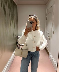 White Tweed Jacket Outfit, Cream Blazer Outfit, Tweed Jacket Outfit, Elegant Summer Outfits, Casual Outfits For Women, High Waisted Dress, Elegant Classy Outfits, Style Désinvolte Chic, Chic Business Casual