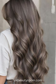 Pelo Color Ceniza, Casual Braided Hairstyles, Rambut Brunette, Ash Brown Hair Color, Ash Hair