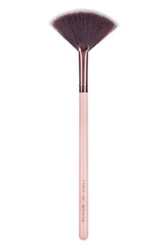 Bronze Makeup, Fan Brush, Best Eyebrow Products, Favorite Makeup Products, Best Beauty Tips, Vegan Makeup, Skin Care Kit, Cruelty Free Makeup, Eyebrow Shaping