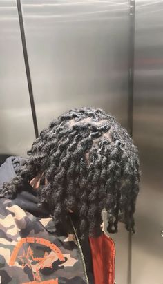 Starter Locs Twist Method, Barely Twist Locs, Hood Guys, Dread Inspiration, Men Locs, Twist Hair Men, Black Haircut Styles, Mens Twists Hairstyles, Fade Haircut Curly Hair