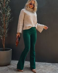 Flare Corduroy Pants Outfit, Corduroy Pants Outfit, Green Pants Outfit, Dark Green Pants, Warmest Wishes, Pastel Outfit, Green Pants, Weekend Wear, Fall Fashion Outfits