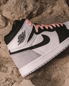 Air Jordan 1 Stage Haze Outfit, Jordan 1 Stage Haze Outfit, Jordan 1 High Bleached Coral, Stage Haze Jordans, Bleached Coral Jordan 1, Air Jordan Coral Chalk, Air Jordan 1 Stage Haze, Peach Air Jordan 1, Air Jordan 1 Retro High Og Bleached Coral