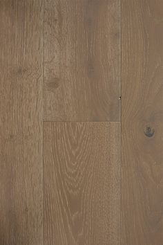 an image of wood flooring that looks like it has been cleaned and is brown