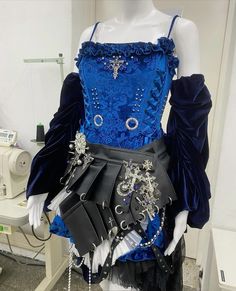 Ctto Blue Punk Outfits, Korean Fashion Kpop Inspired Outfits, Korean Fashion Kpop, Early 2000s Fashion, Winter Inspired, Aespa Winter, Guys Clothing Styles, Winter Outfit Inspiration