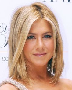 cute cut Jennifer Aniston Hair, Lob Hairstyle, Celebrity Hairstyles, Jennifer Aniston, Blonde Highlights, Pretty Hairstyles