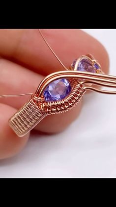 Wire Art Tutorials | Wire braiding was never easier. To practice this braid, cut off 2 wires of the 20ga (0.8 mm) wire, with the length of 12 inches (30 cm)… | Instagram Wire Braiding, Wire Crosses, Copper Wire Art, Wire Tutorials, Silver Clay, Wire Jewelry Tutorial