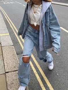 Urban Outfitters Outfit, Converse Outfits, Mode Ulzzang, Kim Kardashian Outfits, Kardashian Outfit, Urban Outfitters Clothes, Chill Outfits, Looks Street Style