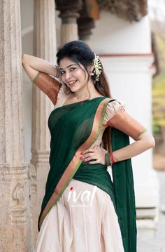 Onam Outfits, Dharsha Gupta, Half Sarees, Saree Poses, Half Saree Designs, Saree Photoshoot, Saree Models, Ethnic Outfits, Traditional Look