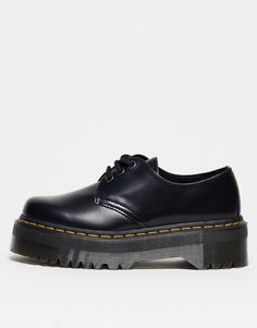 Shoes by Dr Martens Your go-anywhere pair Signature Dr Martens branding Goodyear welt Lace-up fastening Round toe Chunky sole Dr Martens 1461 Quad, Eye Shoes, Sacs Tote Bags, Save Outfits, Baskets Adidas, Dr Martens Black, Trainer Heels, Belt Purse, Goodyear Welt