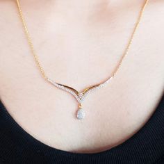 Diamond Necklace V Shaped Drop the High End Styles Perfect - Etsy Taiwan Cable Jewelry, Lucky Charm Bracelet, Gold Jewellry, Pearl Necklace Designs, Indie Jewelry, Diamond Pendants, Gold Jewelry Stores, Fancy Necklace, Gold Ring Designs