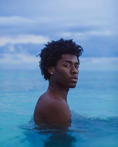 Black Art Reference, Black Men Reference, Black Man Side Profile, Black Man Reference, Black Man Photography, Black Hair Guy Art, Pretty Guys With Long Hair, Black Androgyny, Black Model Male