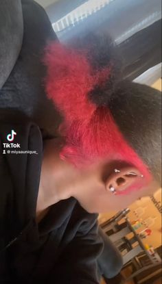 Pink Peak A Boo Black Hair, Cute Hair Dye Styles, Pink On Top Black On Bottom Hair, Red And Pink Dyed Hair, Pink And Black Natural Hair, Pink Peak A Boo Curly Hair, Black N Pink Hair, Pink Hair In The Back, Black And Pink Hair Black Women