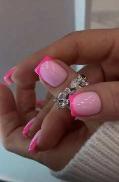 2024 Spring Nail Colors: Trendy Gel & Bright Design Ideas Acrylic Nails Spring 2024, Pink Short Nails Ideas Summer, Bright Pink Nails, March Nails, Dip Nail, Bright Design, Spring Nail Colors, Valentine Nails, Dip Nails