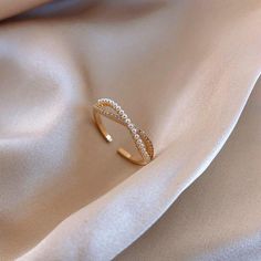 خواتم خطوبة, Infinity Rings, Jewelry Girl, Swarovski Ring, Womens Rings Fashion, Golden Jewelry, Infinity Ring