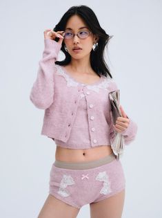 For Love & Lemons Essentials: A subtle and sexy take on 9-5 essentials, the Arinah pink cardigan is crafted in ultra-cozy soft mohair. Featuring decorative scalloped lace trims along the top neckline and classic rib finishes at the hem and sleeve openings—this cropped cardi can be styled over fall dresses or with the matching Arinah Boyshort for a co-ord shorts set. Knit Cardigan Outfit, Unique Cardigan, Soft Knit Cardigan, Vintage Knitwear, House Clothes, 90s Outfit, Mohair Cardigan, Soft Cardigan, Pink Knit