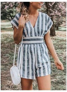 Pretty Pants, Looks Adidas, Jumper Shorts, Yellow Jumpsuit, Rompers Womens Jumpsuit, Womens Halter Tops, Spring Outfits 2022, Cute Spring Outfits, Jumpsuit Outfit