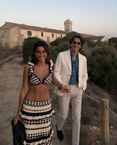 Italian Summer Outfits, European Summer Outfits, Italian Summer, Mode Inspo, Couple Outfits, European Summer, Couple Aesthetic, Instagram Foto, Cute Couples Goals