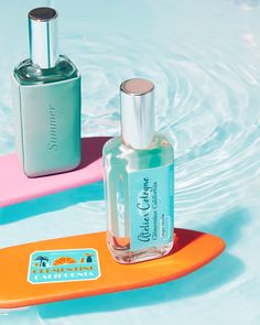 #california #perfume #cologne #losangeles #blueaesthetic #aqua #aquablue #clementine #fruit #cali #surf Clementine Fruit, Skincare Shoot, Perfume Collection Display, Fragrance Ad, Summer Perfume, Atelier Cologne, Beauty Advertising