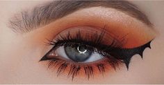 Ide Halloween, Bat Makeup, Halloween Maquillaje, Bat Eyes, Halloween Make-up Looks, Holloween Makeup, Halloween Eye Makeup, Halloween Makeup Inspiration