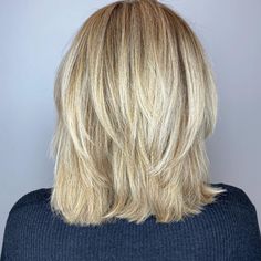 Medium Length Layered Hairstyles, Medium Brunette Hair, Matrix Hairstyle, Hairstyles Reference, Layered Thick Hair, Tan Skin Blonde Hair, Hair Cuts With Layers, Medium Layered Haircuts, Hairstyles For Prom