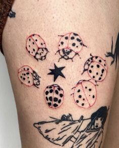 Print Making Designs, Ladybug Tattoo, Lady Bug Tattoo, Bug Tattoo, Sick Tattoo, Illustration Tattoo, Spooky Tattoos, Makeup Tattoos