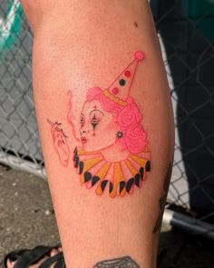 Dopamine Tattoo, Seek Discomfort, Harley Quinn Tattoo, Clown Tattoo, Illustration Tattoo, Cute Little Tattoos, Cute Clown, Just Ink, Tiny Tattoo