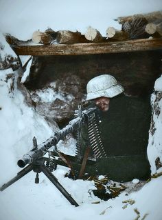 MG-34 nest in Soviet Winter Miejski Survival, Eastern Front Ww2, Mg 34, Army Camo