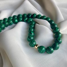 Malachite Necklace, Green Beaded Necklace, Chakra Yoga, Shiny Objects, Beads Chain, Beaded Jewellery, Healing Necklace, Natural Gemstone Jewelry, Green Jewelry