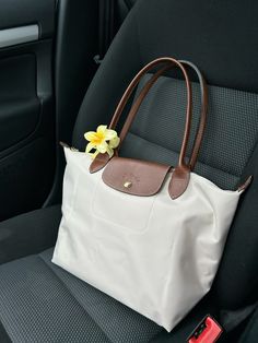 Beige Flower Aesthetic, University Goals, Longchamp Beige, Handbags For Ladies, Sac Vanessa Bruno