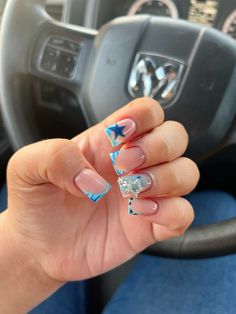 Blue nails, duck nails, y2k, chunky nails, short nails, star, design, trendy, TikTok, naila Nail Idea Short Acrylic, Cute Short Nail Inspo French Tip, 22 Birthday Nails Art Ideas, Blue Shorties Nails Square, 90s Short Nails, Blue Nails With Design Short, Nail Art On Blue Nails, Nails Square Short Design, Chunky Short Nails