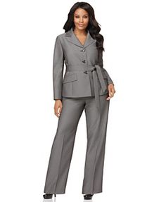 Is this sassy enough for a 22-year-old to wear on a teaching interview? Plus Size Business Suits For Women, Notched Collar Jacket, Job Interview Attire, Plus Size Business Attire, Teaching Interview, Plus Size Suit, Plus Size Business, Pant Suits For Women