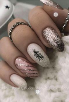 Tree Nails, Winter Nails Acrylic, Christmas Gel Nails, Christmas Nails Acrylic, Festival Nails, Kandy, Xmas Nails, Nail Polishes