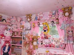 a room filled with lots of stuffed animals and other stuff animal decorations on the walls