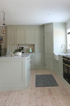 the kitchen is clean and ready for us to use in its new owner's home