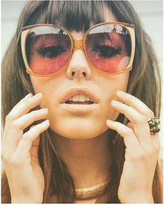 1960 Photoshoot, 60's Aesthetic, 60s Sunglasses, 70s Glasses, 70s Sunglasses, Patti Hansen, Lauren Hutton, 70s Aesthetic