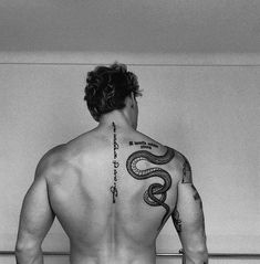 Snake Tattoo Over Shoulder, Snake Tattoo Men Shoulder, Snake Chest Tattoo Men, Snake Shoulder Tattoo For Men, Aesthetic Shoulder Tattoo, Snake On Shoulder Tattoo, Shoulder Snake Tattoo, Snake Tattoo Men