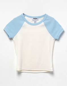 Preppy Shirts Aesthetic, Cute Preppy Shirts, Preppy Kids Clothes, Cute Clothes For School, Tops For School, Shirts For School, Teen Tops, Cute Tee Shirts